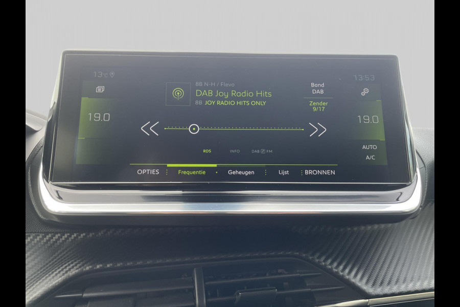 Peugeot 208 1.2 PureTech Blue Lease Allure | Two-tone | Apple Carplay & Android auto