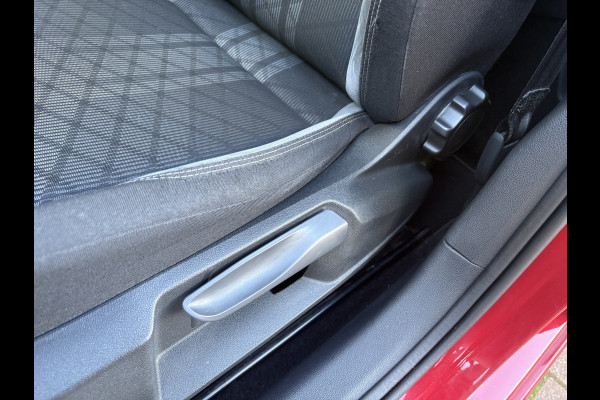 Volkswagen Taigo 1.0 TSi DSG R-Line Business SCHUIFDAK/KEYLESS/CAMERA/18INCH/DODEHOEK/ADAPT.CRUISE