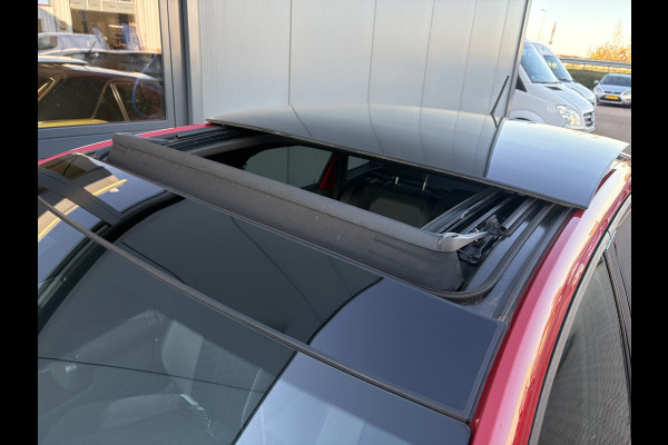 Volkswagen Taigo 1.0 TSi DSG R-Line Business SCHUIFDAK/KEYLESS/CAMERA/18INCH/DODEHOEK/ADAPT.CRUISE