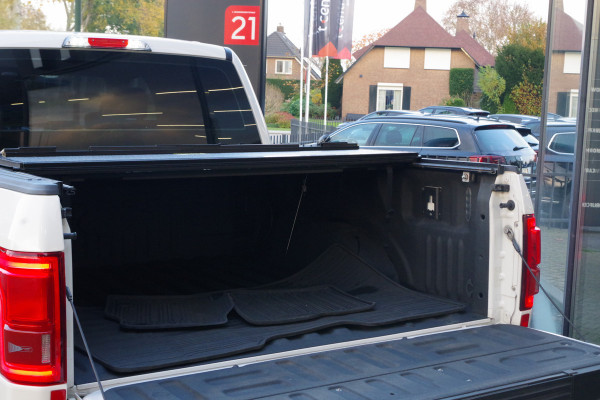 Ford USA F-150 3.5 V6 Ecoboost 370 PK SuperCrew, Trekhaak, Panoramadak, Stoelkoeling + -Verwarming, Leder
