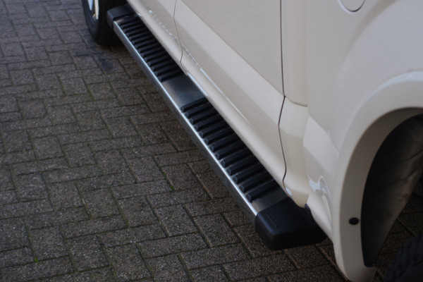 Ford USA F-150 3.5 V6 Ecoboost 370 PK SuperCrew, Trekhaak, Panoramadak, Stoelkoeling + -Verwarming, Leder