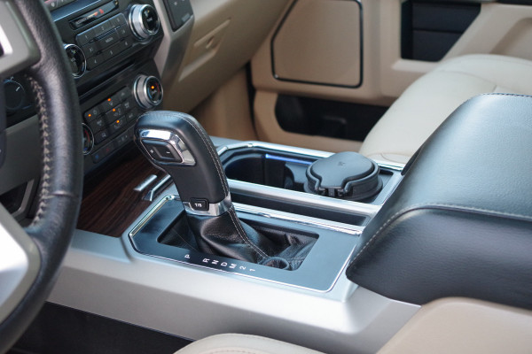 Ford USA F-150 3.5 V6 Ecoboost 370 PK SuperCrew, Trekhaak, Panoramadak, Stoelkoeling + -Verwarming, Leder