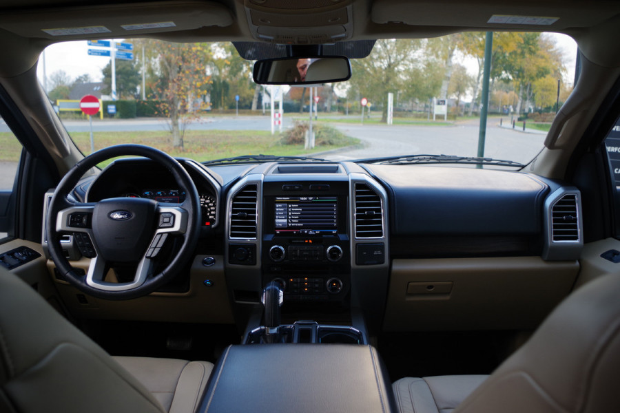 Ford USA F-150 3.5 V6 Ecoboost 370 PK SuperCrew, Trekhaak, Panoramadak, Stoelkoeling + -Verwarming, Leder