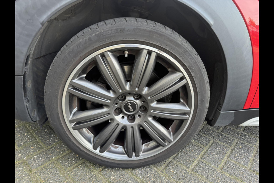 MINI Countryman 2.0 Cooper SD ALL4 JCW | Panoramadak | Head-Up Display | Harmon Kardon | Navigatie |