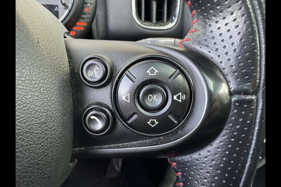 MINI Countryman 2.0 Cooper SD ALL4 JCW | Panoramadak | Head-Up Display | Harmon Kardon | Navigatie |