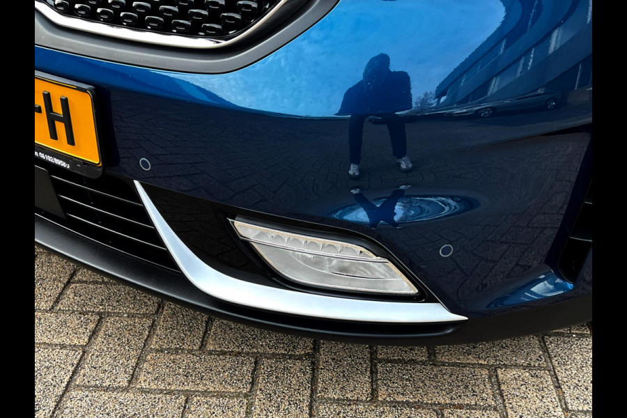 Kia Niro 1.6 GDi Hybrid BusinessLine Carplay_Stoel ventlatie_Led_Volle auto