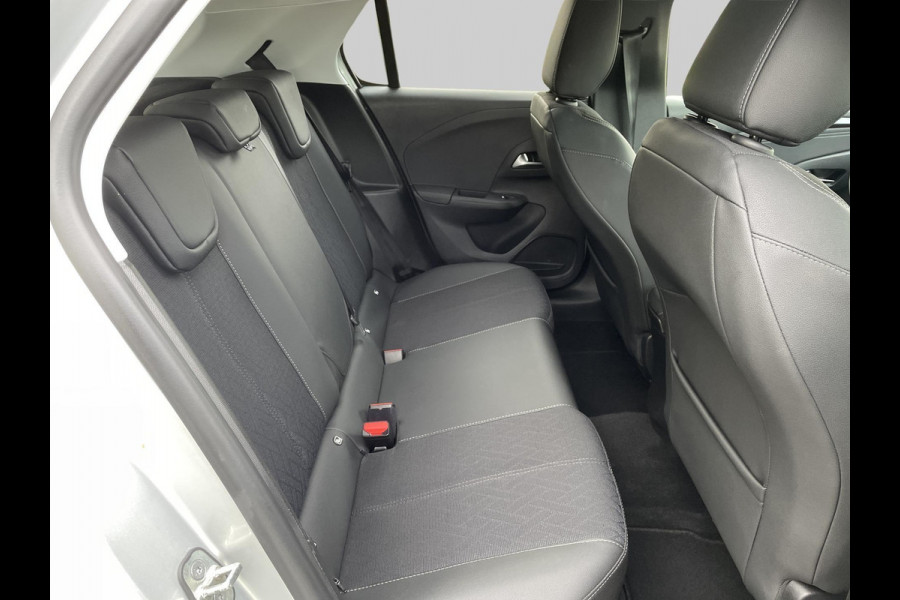 Opel Corsa 1.2 Level 3 | Two-tone | Camera | Apple Carplay & Android auto