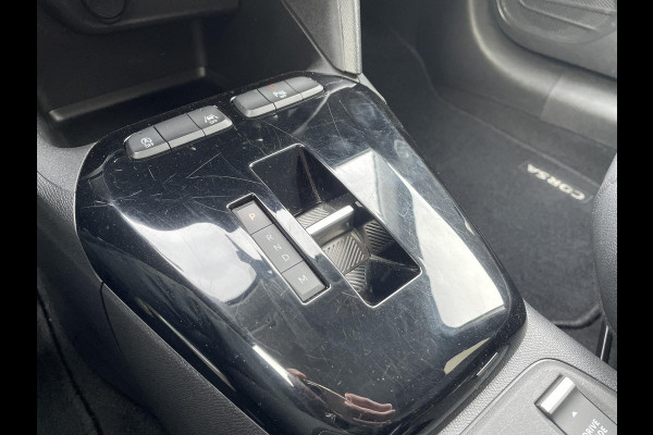 Opel Corsa 1.2 Level 3 | Two-tone | Camera | Apple Carplay & Android auto