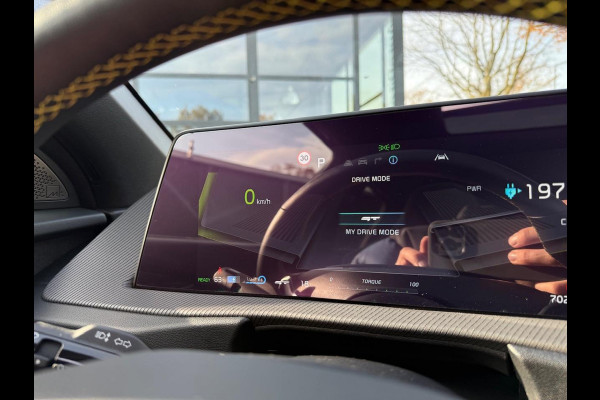 Kia Ev6 GT AWD 77.4 kWh 585PK!| PANO | KIA GARANTIE T/M 2029 | STOEL/STUUR VERW. | 360 CAMERA| ELEK. ACHTERKLEP| HEAD-UP| MERIDIAN AUDIO|