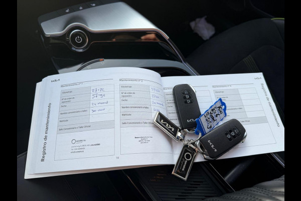 Kia Ev6 GT AWD 77.4 kWh 585PK!| PANO | KIA GARANTIE T/M 2029 | STOEL/STUUR VERW. | 360 CAMERA| ELEK. ACHTERKLEP| HEAD-UP| MERIDIAN AUDIO|