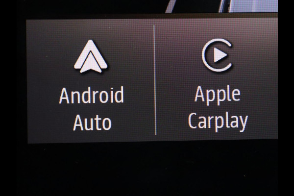 Renault Arkana 1.6 E-Tech Hybrid 145 R.S. Line | Panoramadak | Trekhaak | 360 Camera | Adaptive cruise | Stoelverwarming | Leder/Alcantara | Keyless | Full LED | Carplay | Park Assist | Stuurverwarming