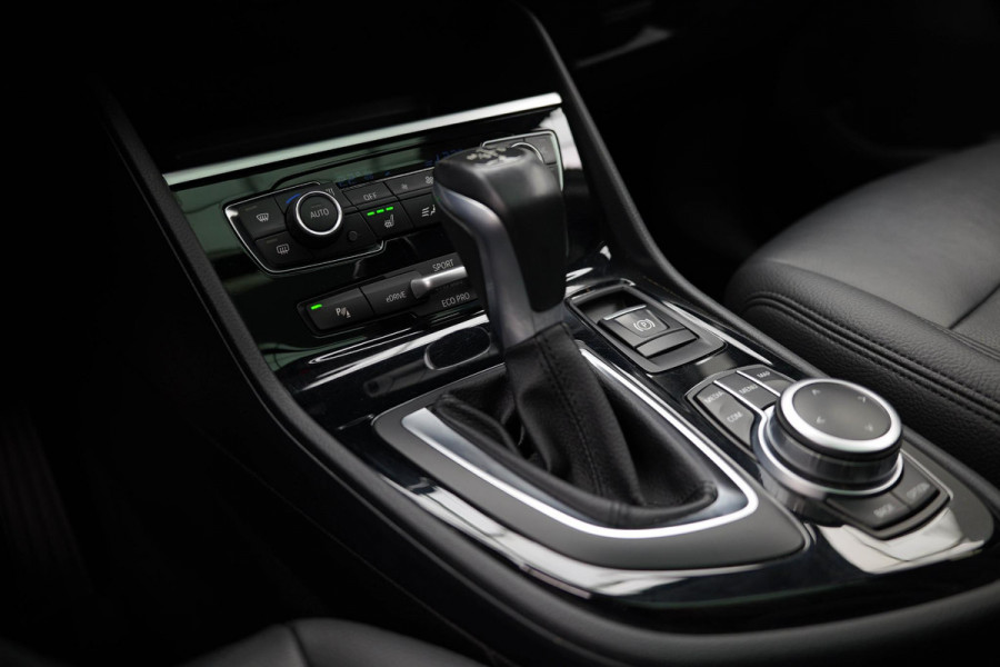 BMW 2 Serie Active Tourer 225xe iPerformance Executive |Pano|Leder|Xenon|