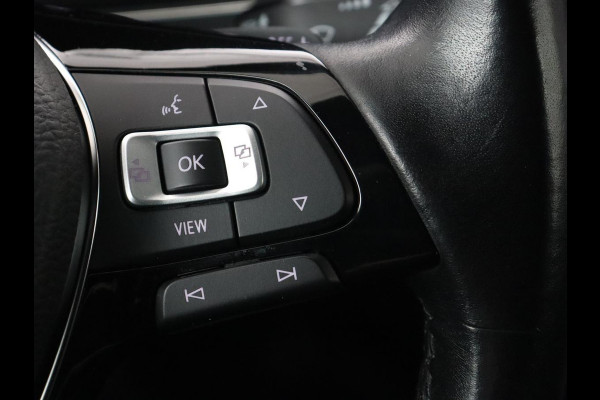 Volkswagen Tiguan Allspace 1.5 TSI R Line 7-persoons | Carplay | Adaptive cruise | 19'' | Navigatie | Camera | Virtual Cockpit | Full LED | Keyless | Park Assist | DAB | Climate control