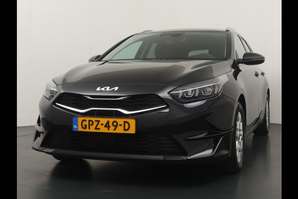 Kia Ceed Sportswagon 1.5 T-GDi DynamicPlusLine - Lichtmetalen Velgen - Stoel/Stuurverwarming - LED Koplampen - Navigatie - Fabrieksgarantie Tot 2031