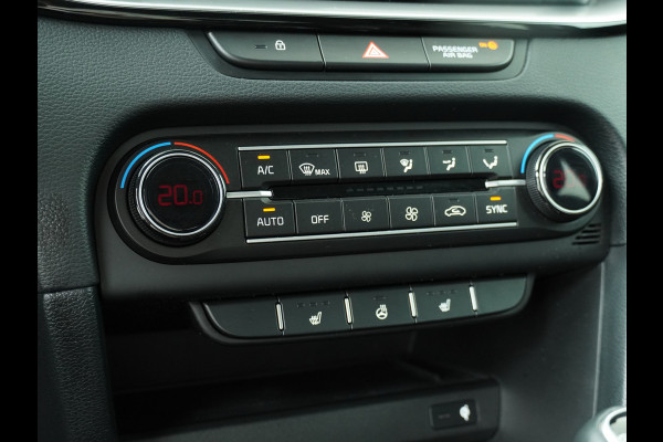 Kia Ceed Sportswagon 1.5 T-GDi DynamicPlusLine - Lichtmetalen Velgen - Stoel/Stuurverwarming - LED Koplampen - Navigatie - Fabrieksgarantie Tot 2031