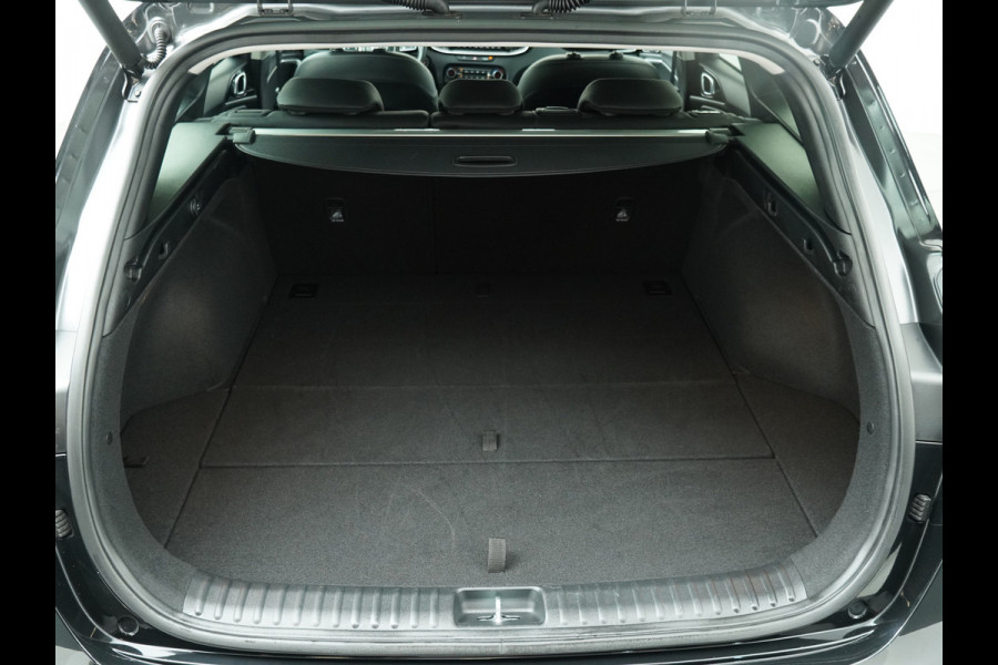Kia Ceed Sportswagon 1.5 T-GDi DynamicPlusLine - Lichtmetalen Velgen - Stoel/Stuurverwarming - LED Koplampen - Navigatie - Fabrieksgarantie Tot 2031