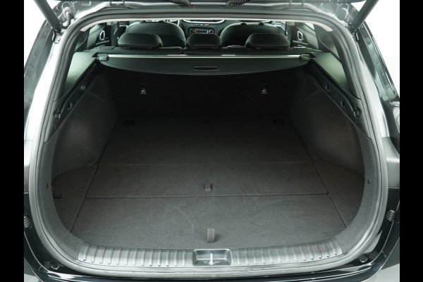 Kia Ceed Sportswagon 1.5 T-GDi DynamicPlusLine - Lichtmetalen Velgen - Stoel/Stuurverwarming - LED Koplampen - Navigatie - Fabrieksgarantie Tot 2031