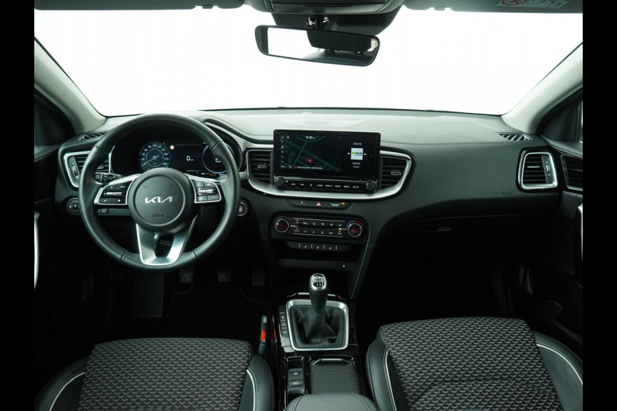Kia Ceed Sportswagon 1.5 T-GDi DynamicPlusLine - Lichtmetalen Velgen - Stoel/Stuurverwarming - LED Koplampen - Navigatie - Fabrieksgarantie Tot 2031