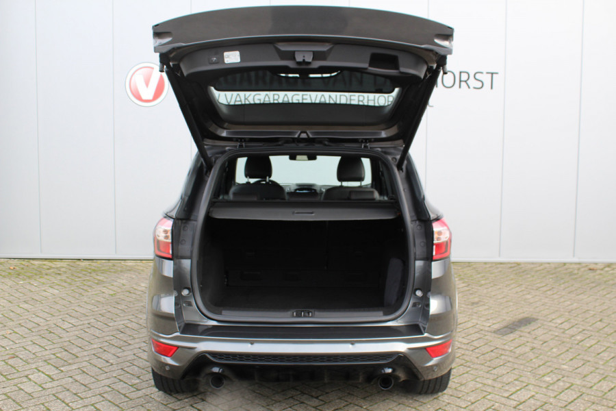 Ford Kuga 1.5-182pk EcoBoost ST-Line AWD-AUTOMAAT. Ideale caravantrekker: vierwielaangedreven automaat, trekgewicht 1.850kg ! Autm. airco dual, adapt. cruise cntrl, navigatie, telefoonvoorb., stoel- en voorraamverw., bi-xenon verl., lm wielen, camera, pdc v+a, Sony soundsyst., side- en laneassist etc.