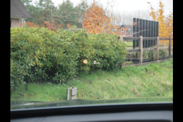 BMW X1 xDrive25e eDrive Edition | Head-Up Display | Harman Kardon | Apple Carplay | Sfeerverlichting | Trekhaak |