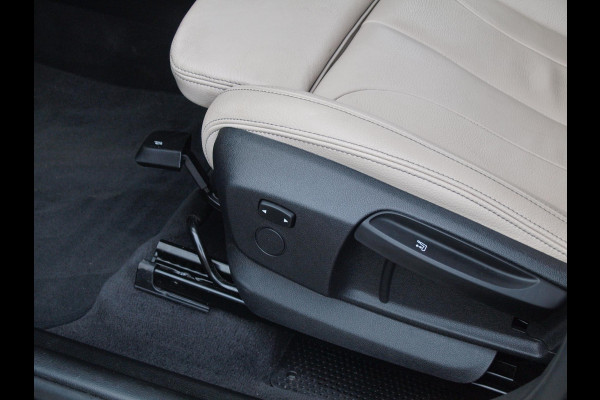 BMW X1 xDrive25e eDrive Edition | Head-Up Display | Harman Kardon | Apple Carplay | Sfeerverlichting | Trekhaak |