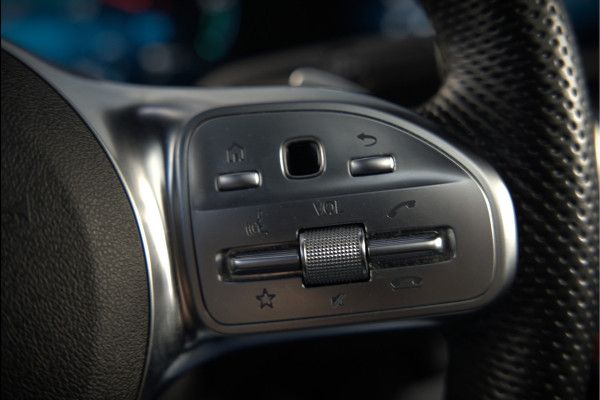 Mercedes-Benz CLA-Klasse Shooting Brake 250 e Edition | AMG Line | Panoramadak | Stoelverwarming | Camera | Keyless | Ambiance Verlichting | Cruise Control | Multibeam LED | BTW |