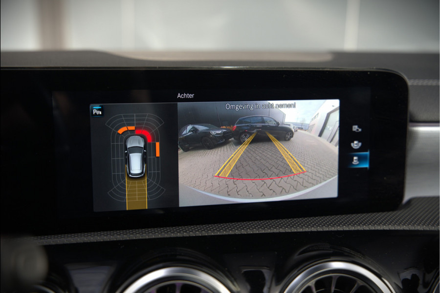 Mercedes-Benz CLA-Klasse Shooting Brake 250 e Edition | AMG Line | Panoramadak | Stoelverwarming | Camera | Keyless | Ambiance Verlichting | Cruise Control | Multibeam LED | BTW |