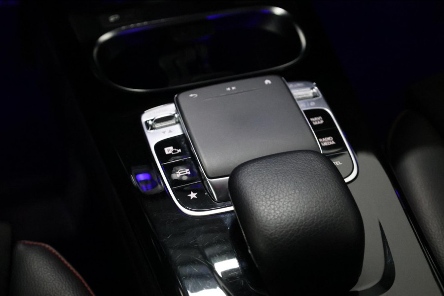 Mercedes-Benz A-Klasse 250 / 35 AMG LED/VIRTUAL/SFEER/HALF LEDER+S.VERWARMING/LMV/CAM/LINE/ACC/ECC/12 MDN GARANTIE!
