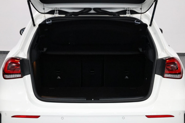 Mercedes-Benz A-Klasse 250 / 35 AMG LED/VIRTUAL/SFEER/HALF LEDER+S.VERWARMING/LMV/CAM/LINE/ACC/ECC/12 MDN GARANTIE!