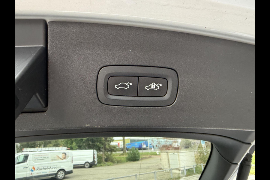 Polestar 2 Long Range Dual 78kWh | Trekhaak | Panorama | Navi | Camera | Pilot Plus |