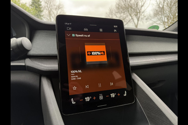 Polestar 2 Long Range Dual 78kWh | Trekhaak | Panorama | Navi | Camera | Pilot Plus |