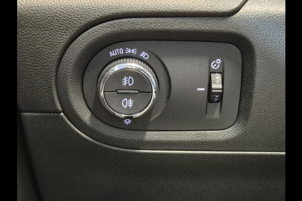 Opel Grandland X 1.6 Turbo Plug-in-Hybrid Ultimate | Navigatie | Stoelverwarming/Stoelverkoeling | 360º Camera | Apple Carplay/Android Auto | Keyless Entry |