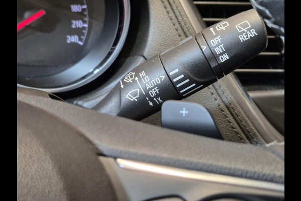 Opel Grandland X 1.6 Turbo Plug-in-Hybrid Ultimate | Navigatie | Stoelverwarming/Stoelverkoeling | 360º Camera | Apple Carplay/Android Auto | Keyless Entry |