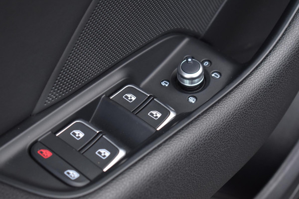 Audi A3 Sportback 2.0 TFSI quattro S Line Pano Virtual Lane ACC B&O Trekhaak