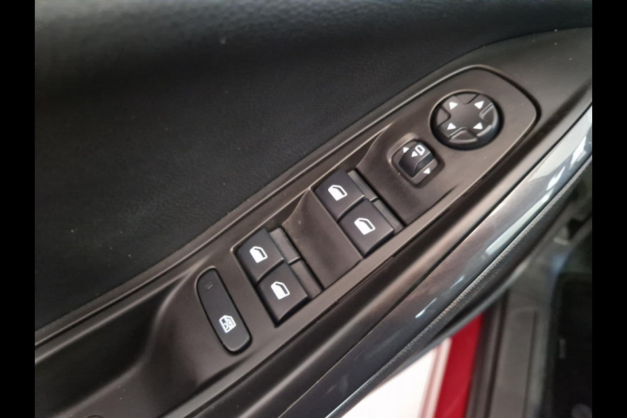 Opel Grandland 1.6 Turbo Plug-In Hybrid Business Elegance SOH 90,5% | Navigatie | Parkeersensoren voor en achter | Apple Carplay/Android Auto