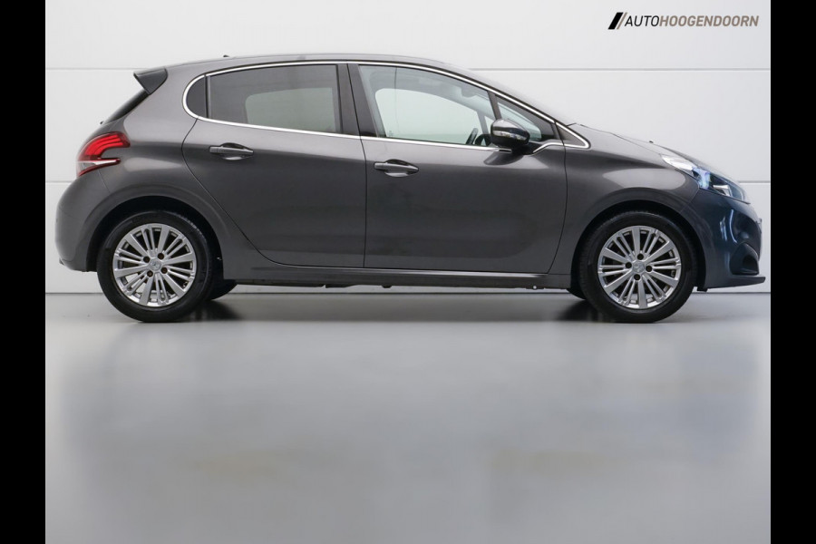 Peugeot 208 1.2 PureTech Allure Luxe (APPLE CARPLAY,PANORAMADAK,STOELVERWARMING,ACHTERUITRIJCAMERA,PARKEERSENSOREN,TOPCONDITIE)