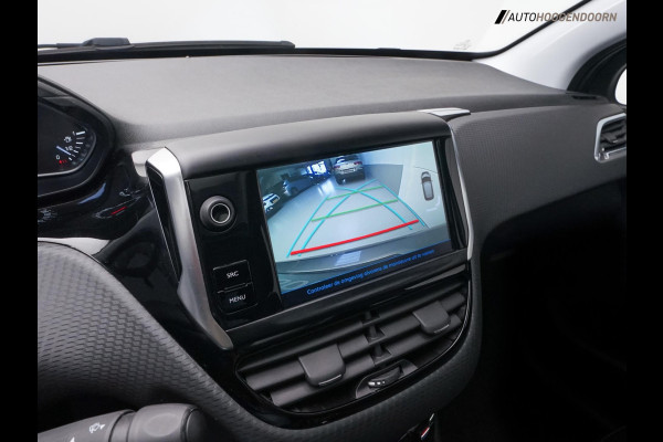 Peugeot 208 1.2 PureTech Allure Luxe (APPLE CARPLAY,PANORAMADAK,STOELVERWARMING,ACHTERUITRIJCAMERA,PARKEERSENSOREN,TOPCONDITIE)