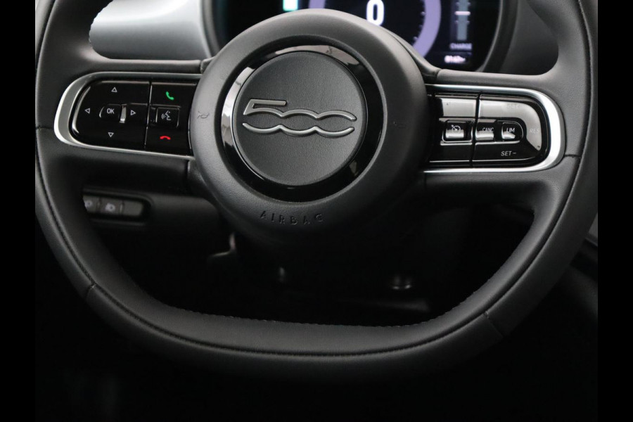 Fiat 500 Icon 42 kWh | Carplay | Cruise control | Climate control | Bluetooth | 16'' lichtmetalen velgen