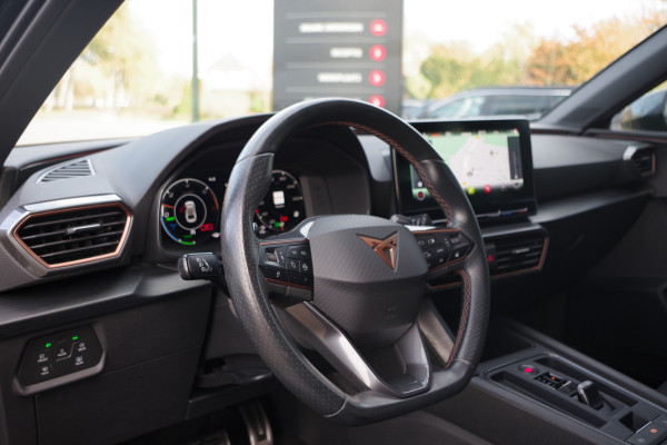 CUPRA Leon Sportstourer 1.4 e-Hybrid 204 PK Adrenaline PHEV, Trekhaak, Winterpakket, Adap. Cruise Control, Carplay