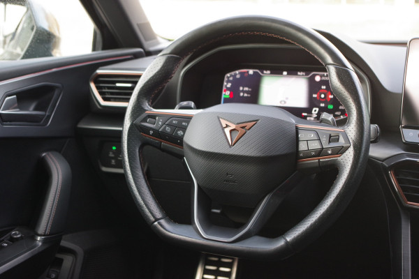 CUPRA Leon Sportstourer 1.4 e-Hybrid 204 PK Adrenaline PHEV, Trekhaak, Winterpakket, Adap. Cruise Control, Carplay