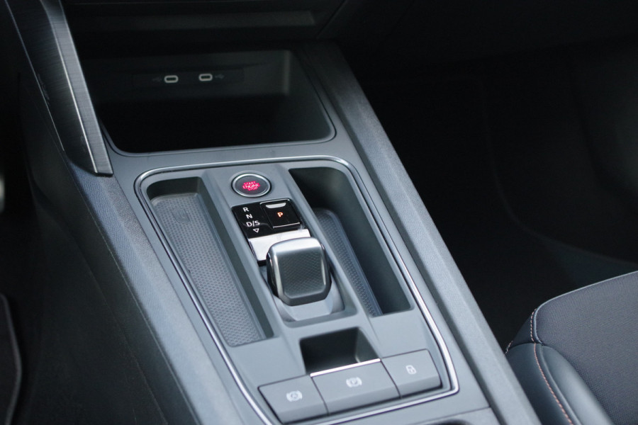 CUPRA Leon Sportstourer 1.4 e-Hybrid 204 PK Adrenaline PHEV, Trekhaak, Winterpakket, Adap. Cruise Control, Carplay