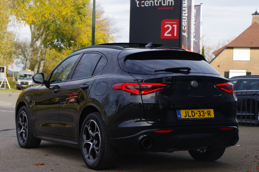 Alfa Romeo Stelvio 2.0 T 280 PK AWD Q4 Veloce, Adap. Onderstel, Panoramadak, Trekhaak, H/K Sound, Lederen Sportstoelen