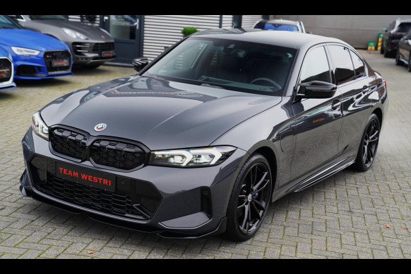 BMW 3-serie 330e High Executive | M-pakket | Facelift 2025 | Widescreen Groot Navi | Camera |