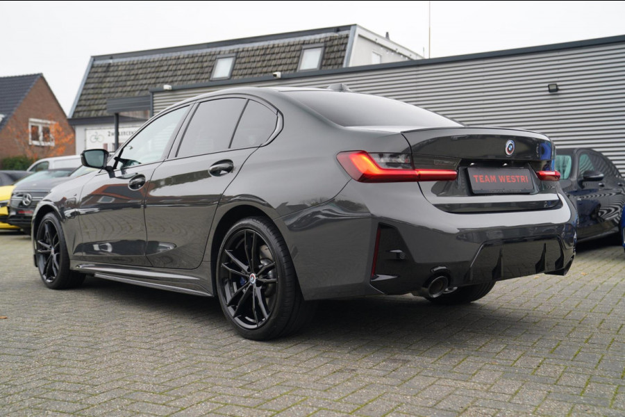 BMW 3-serie 330e High Executive | M-pakket | Facelift 2025 | Widescreen Groot Navi | Camera |