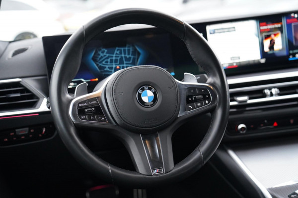 BMW 3-serie 330e High Executive | M-pakket | Facelift 2025 | Widescreen Groot Navi | Camera |