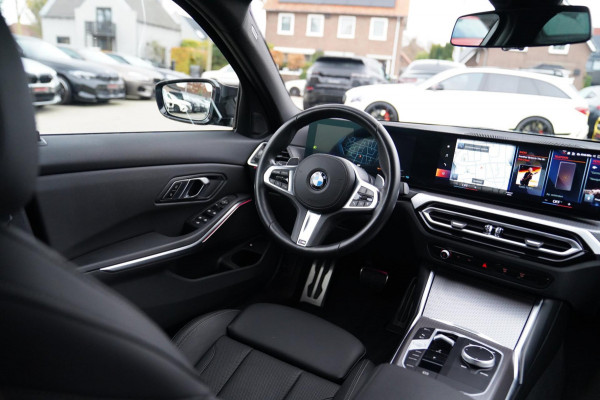 BMW 3-serie 330e High Executive | M-pakket | Facelift 2025 | Widescreen Groot Navi | Camera |