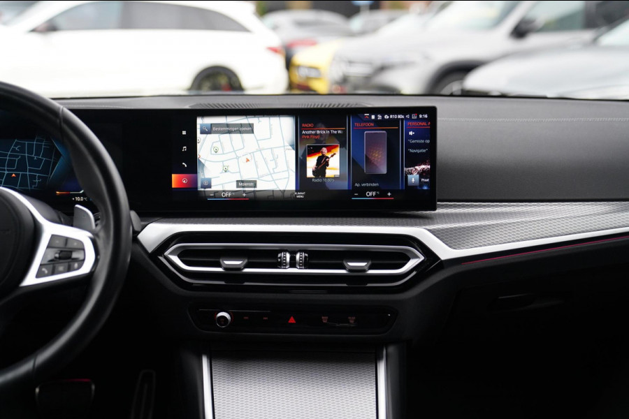 BMW 3-serie 330e High Executive | M-pakket | Facelift 2025 | Widescreen Groot Navi | Camera |