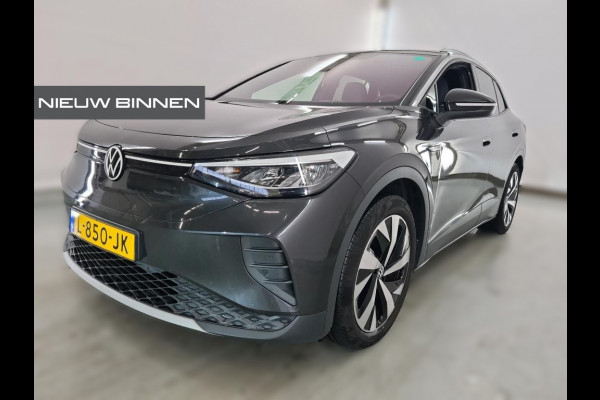 Volkswagen ID.4 First 77 kWh | Stoelverwarming | Stuurverwarming | Trekhaak | Warmtepomp | Adaptive Cruise Control | Navigatie | Apple Carplay | Keyless | Camera | Parkersensoren |