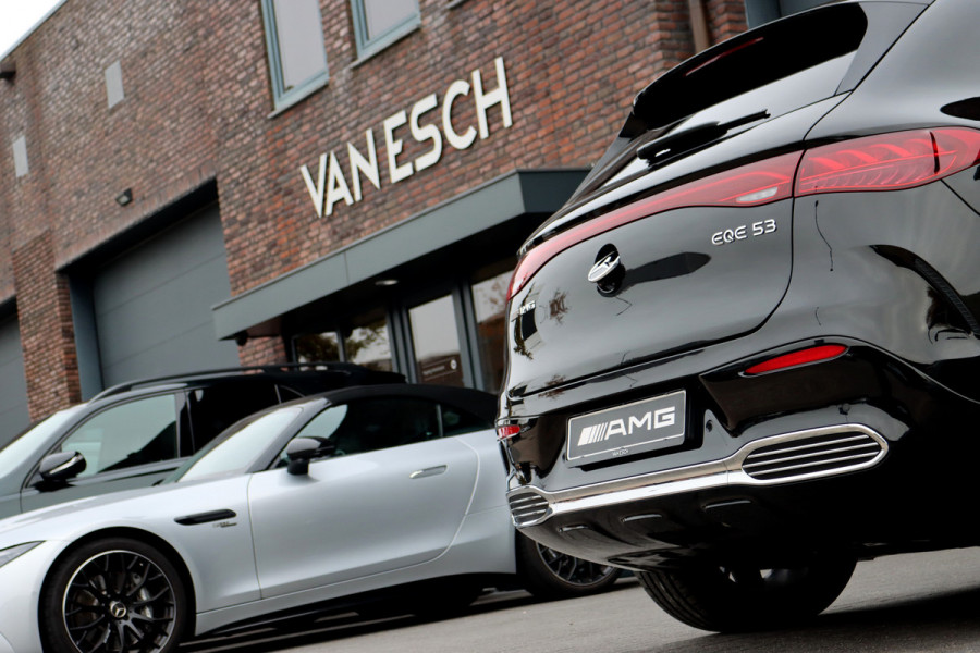 Mercedes-Benz EQE SUV AMG 53 4MATIC+ 91 kWh | MBUX Hyperscreen | Airmatic | Achterasbesturing | Distronic+ | Memory | Stoelventilatie | Burmester | Digital Light | Trekhaak | HUD | Warmtepomp |