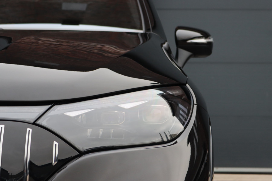 Mercedes-Benz EQE SUV AMG 53 4MATIC+ 91 kWh | MBUX Hyperscreen | Airmatic | Achterasbesturing | Distronic+ | Memory | Stoelventilatie | Burmester | Digital Light | Trekhaak | HUD | Warmtepomp |